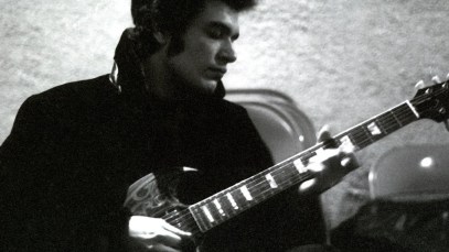 MEMPHIS - DECEMBER 20: Guitarist Mike Bloomfield rehearses with Janis joplin and her new backing band the Kozmic Blues Band at the Stax Records sutio on December 20, 1968 in Memphis Tennessee. (Photo by Michael Ochs Archives/Getty Images)