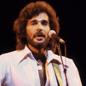 On This Day in 1981, Eddie Rabbitt Scored His Only No. 1 Hit on the Billboard Hot 100 with a Country-Crossover Classic