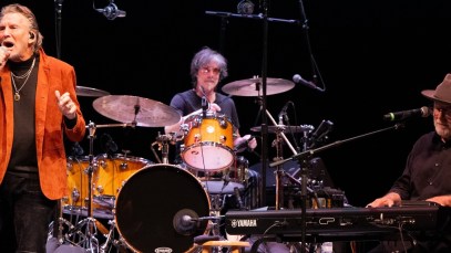 Michael McDonald Recalls of His Magical First Collaboration with Kenny Loggins, Which Yielded an All-Time Classic Doobie Brothers Hit