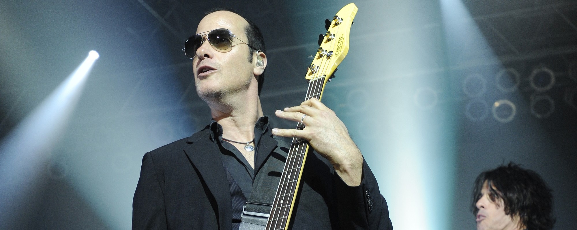 4 Great Stone Temple Pilots Songs Co-Written by Bassist Robert DeLeo That Topped the Billboard Charts