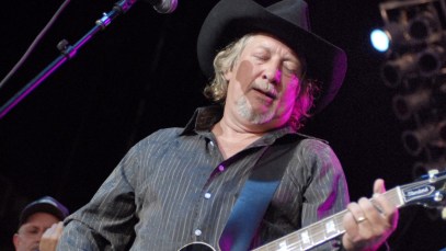 4 John Anderson Songs That Are Pure Country Music Gold