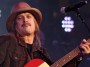 Kid Rock Scores First No. 1 on Christian Charts With "Til You Can't" Cover