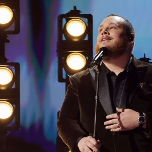 Luke Combs Unveils 22-Song Tracklist for Upcoming Album ‘The Way I Am’—Including an Alison Krauss Collab