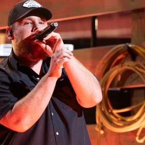 4 Country Music Superstars Who Proudly Call North Carolina Home