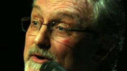 On This Day in 1991, This NFL Defensive Tackle Turned Songwriter Topped the Country Music Chart