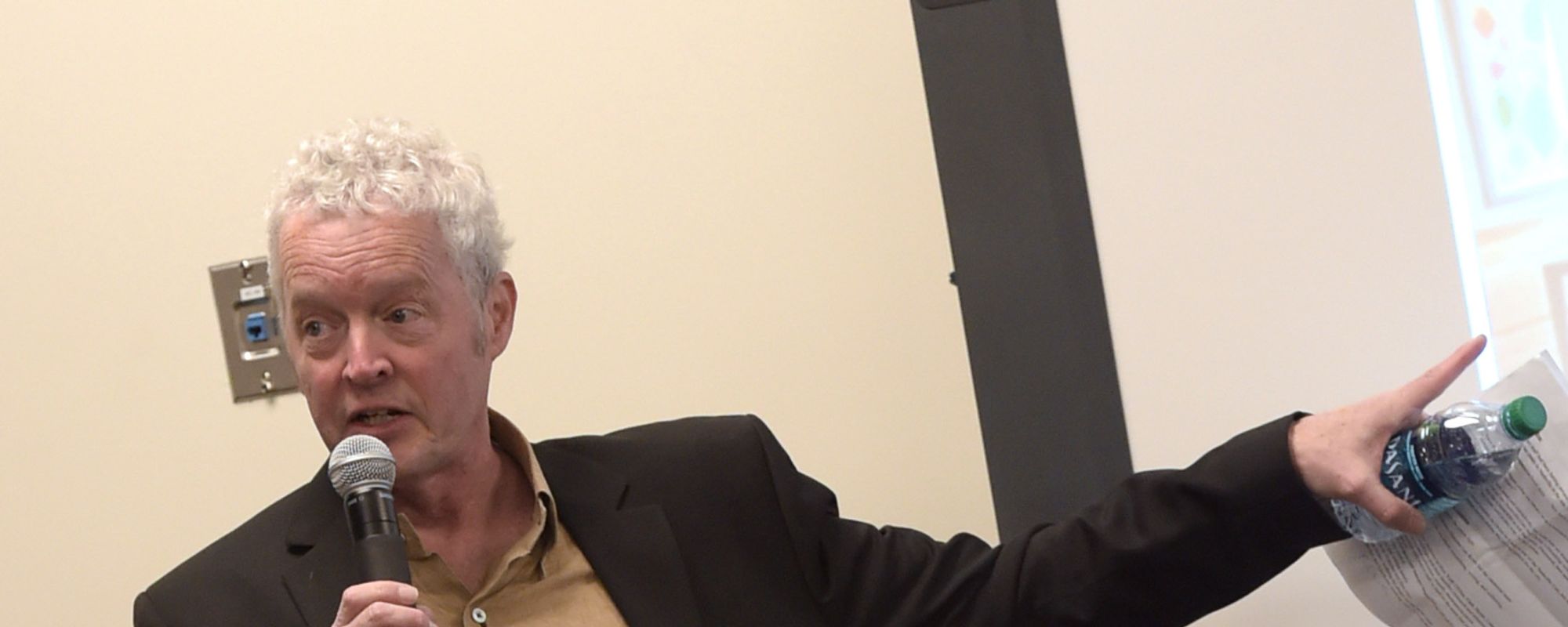 Pete Finney, Country Music Historian and Steel Guitarist to the Stars, Dead at 70