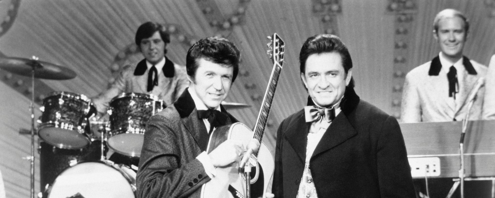 On This Day in 2016, Country Music Said Goodbye to the “Southern Gentleman” Who Scored 16 Straight No. 1 Hits