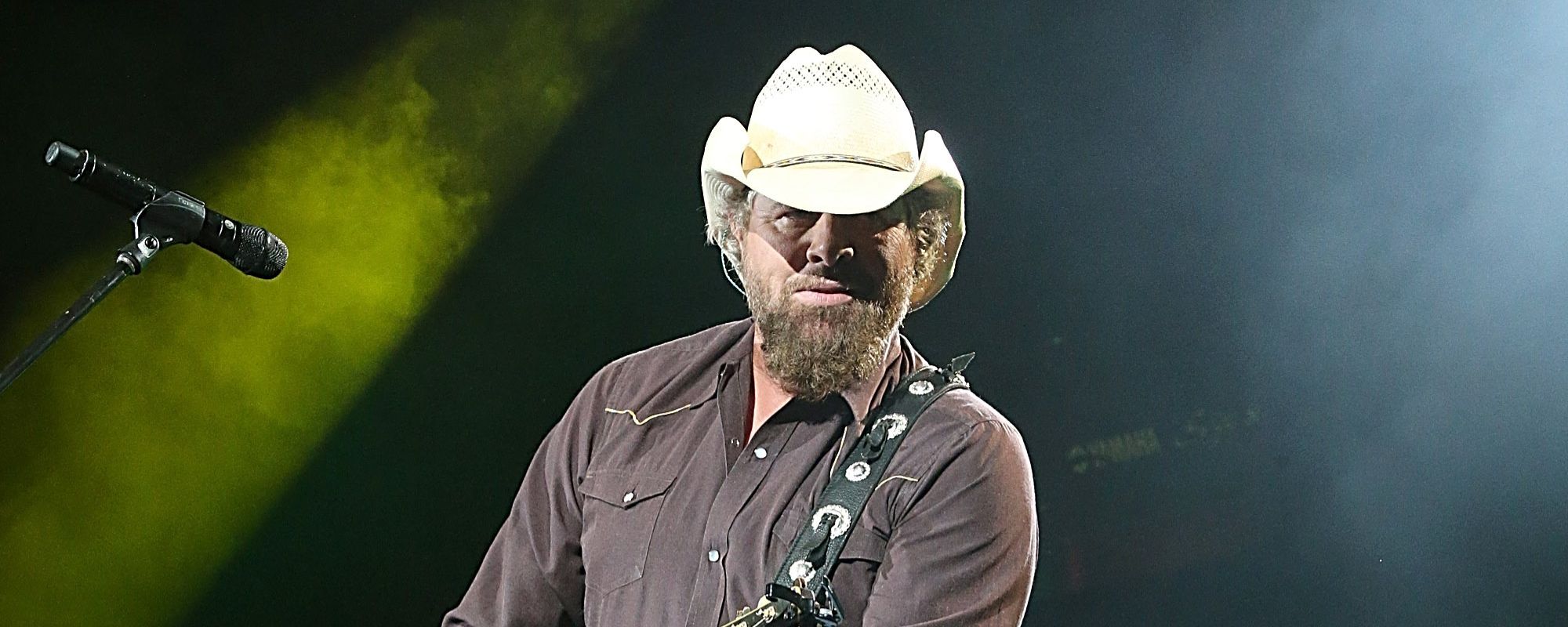 On This Day in 2016, Toby Keith Lost a Longtime Band Member and the “Ol’ Friend” Who Introduced Him to Willie Nelson