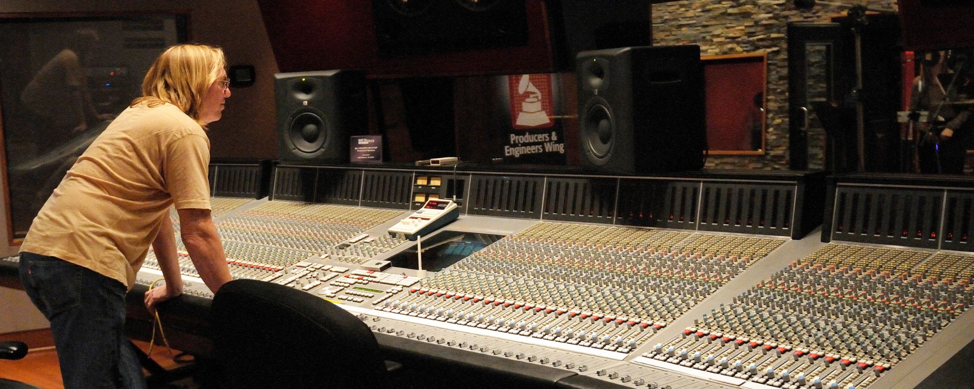 How This Award-Winning Engineer Is Reviving All Your Favorite Country and Rock Albums, Transporting You Directly on Stage (Exclusive)