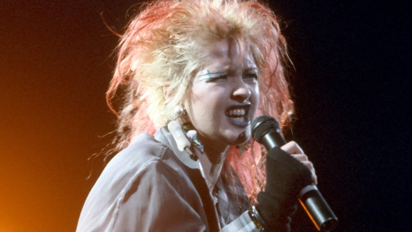 These 4 Country Songs From 1975 Still Deserve To Be Listened to Today