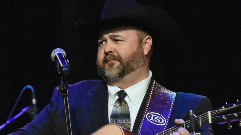3 Daryle Singletary Songs That Will Always Make Us Miss Him