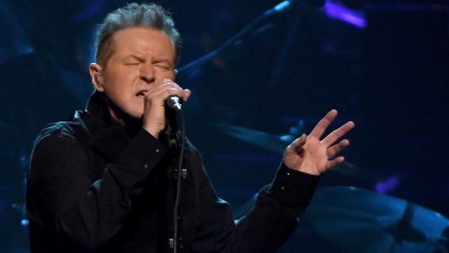 These 5 Singers Left Rock Bands To Launch an Incredibly Successful Solo Career