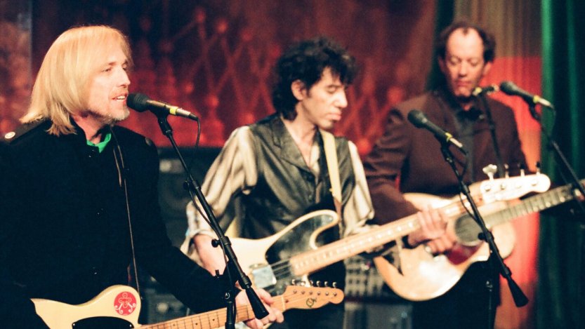Howie Epstein playing with Tom Petty