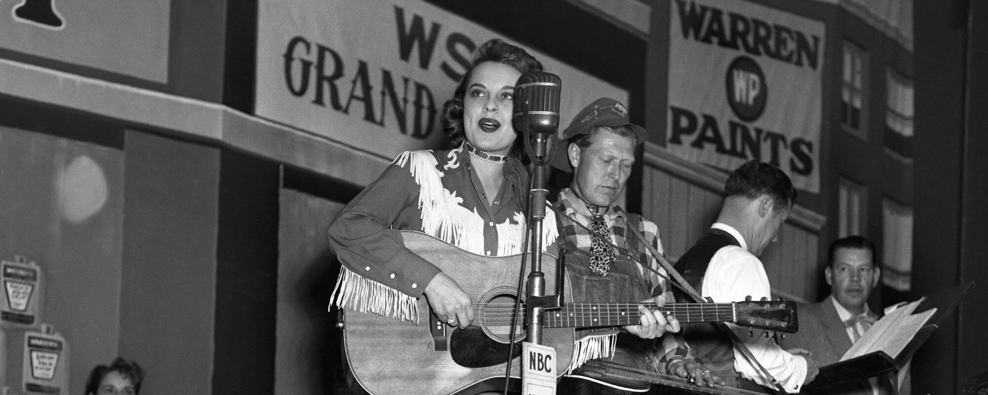 On This Day in 2005, the World Lost the “Golden Hillbilly”—One of the First Women To Top the Country Charts