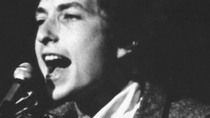 Bob Dylan performing in 1966