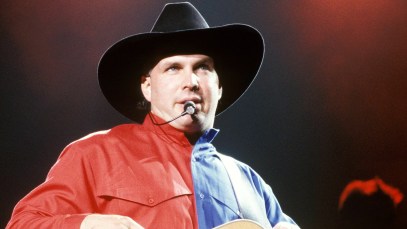 The Lyrics in These 4 Country Songs From 1989 Are Among the Best Ever Written