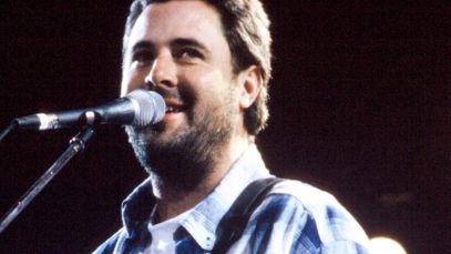 Vince Gill performing in 1996