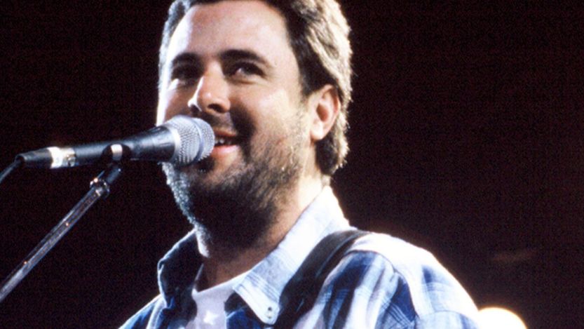 Vince Gill performing in 1996