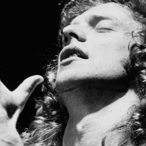 Lou Gramm of Foreigner performing