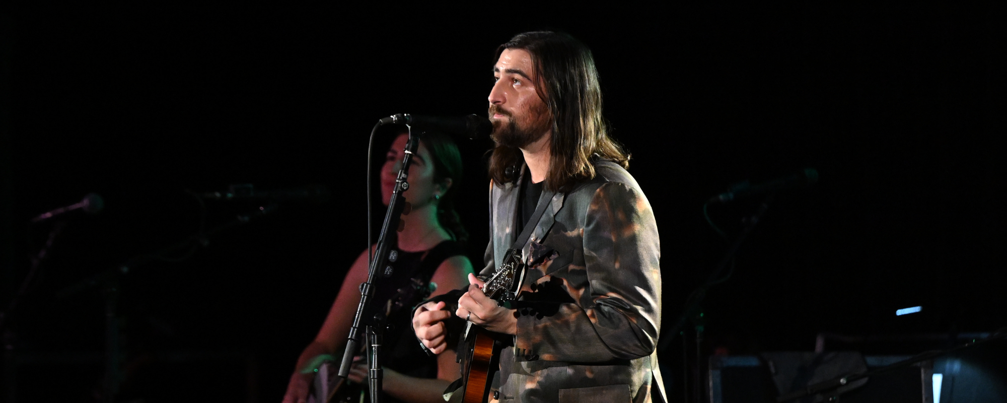 Noah Kahan Just Announced The Great Divide Tour for Summer 2026