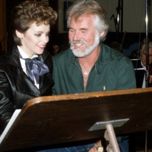 3 of the Best Country Love Songs Ever Came Out in 1983