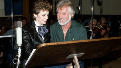 3 of the Best Country Love Songs Ever Came Out in 1983