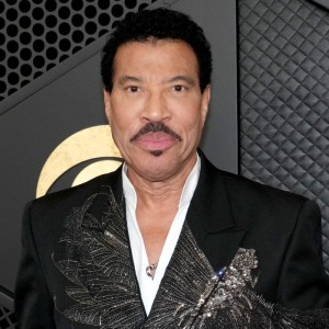 Lionel Richie Wrote These 4 Songs by Himself, and They Will Always Be Classics