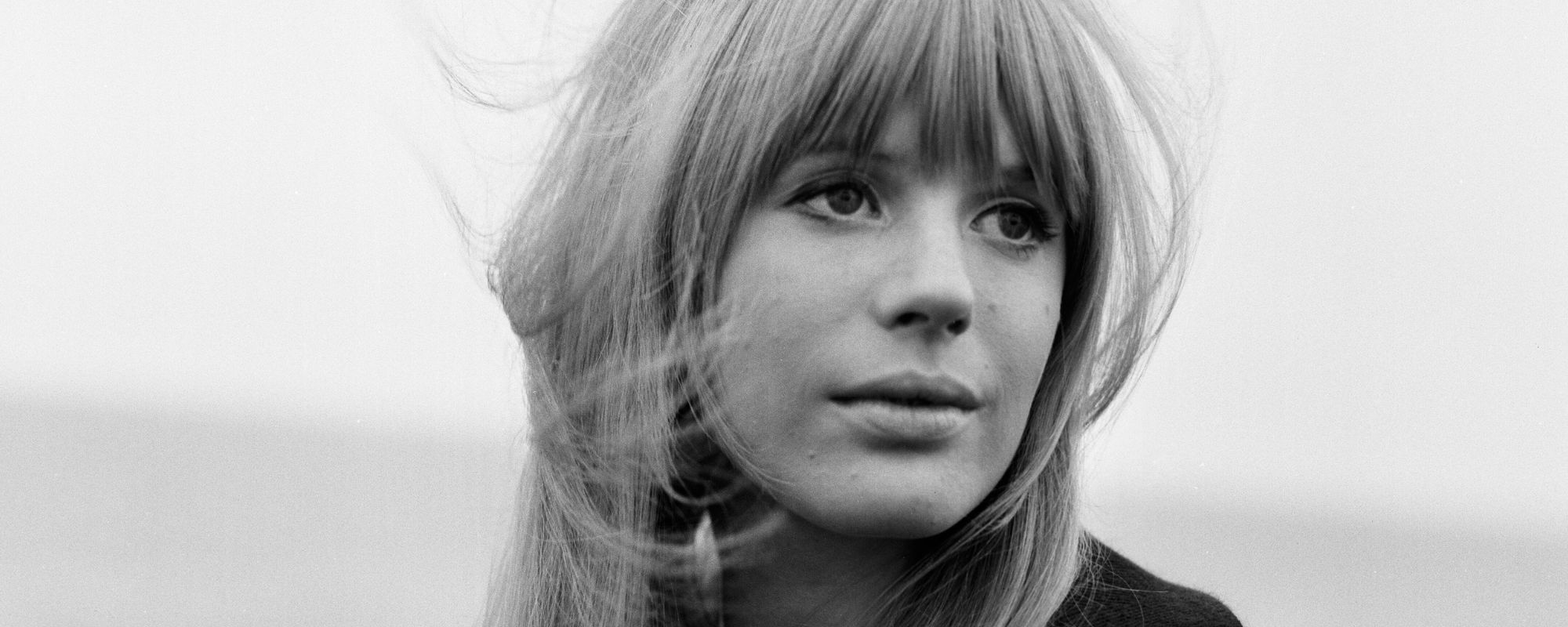 How Marianne Faithfull’s Favorite Bob Dylan Song Almost Reflects Her Tumultuous Relationship With The Rolling Stones