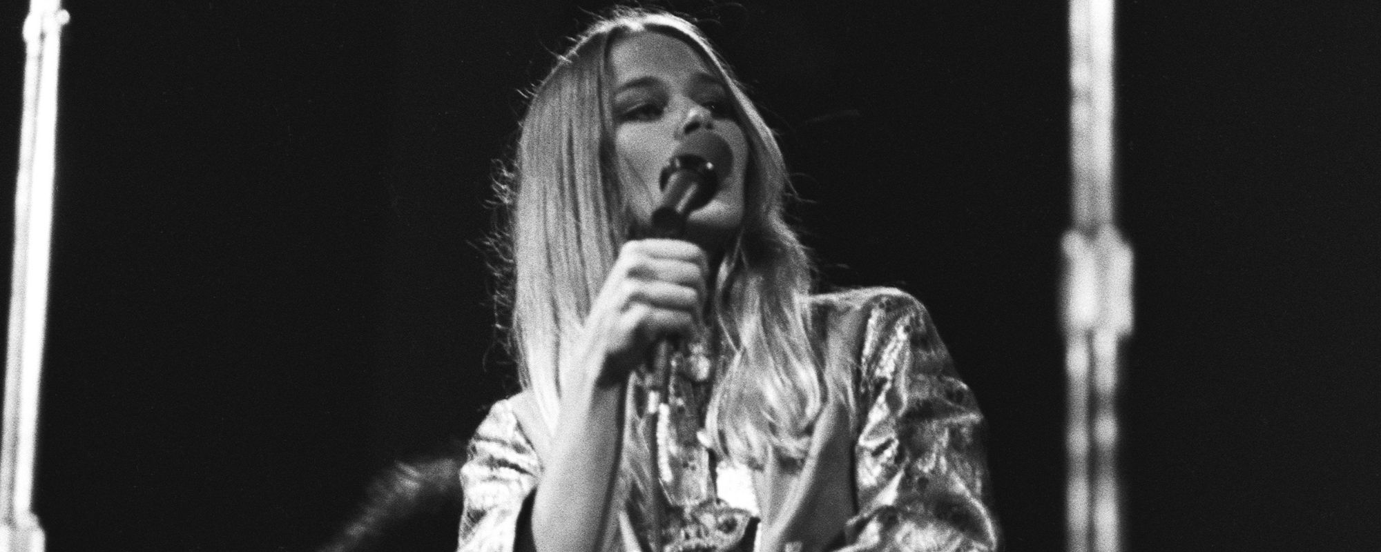 This Iconic Hippie Festival in California Was a Surprisingly “Posh Affair” Backstage, According to Co-Organizer Michelle Phillips