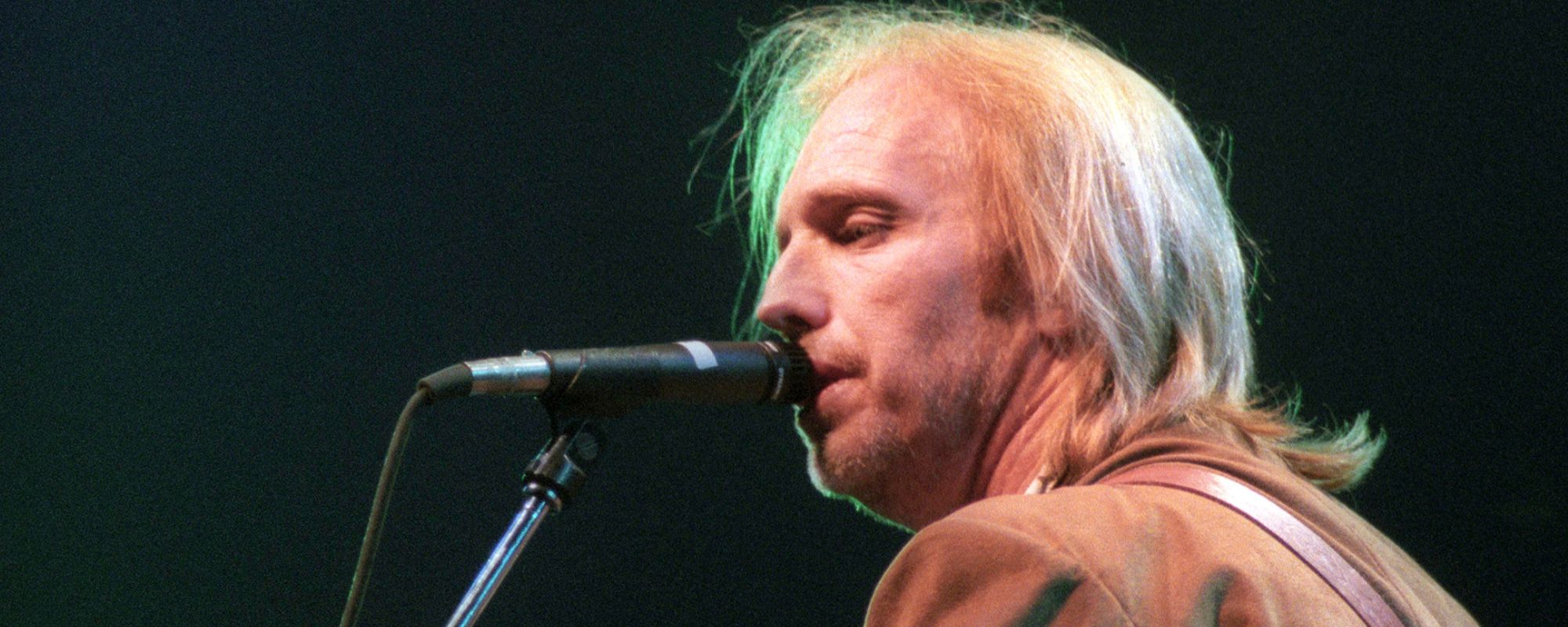 Tom Petty Won His 1995 Grammy While in a Chicken Shack: “I Was Not in a Good Headspace”