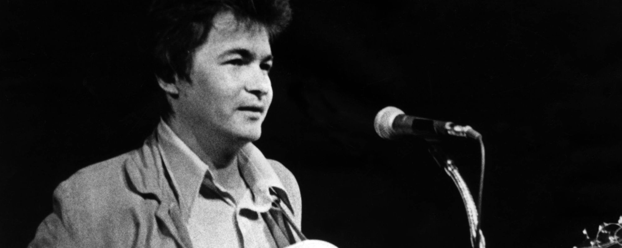 3 أغانٍ ساعدتني على فهم هؤلاء الفنانين البارزين في القرن العشرين بعمق