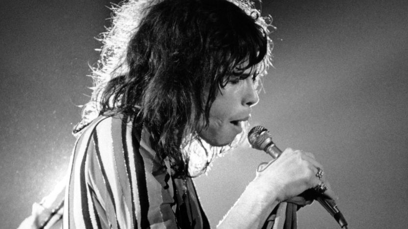 Steven Tyler performing