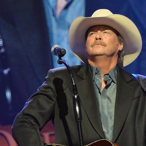 Remember When Alan Jackson Delivered a Heartbreaking Goodbye to George Jones With "He Stopped Loving Her Today"