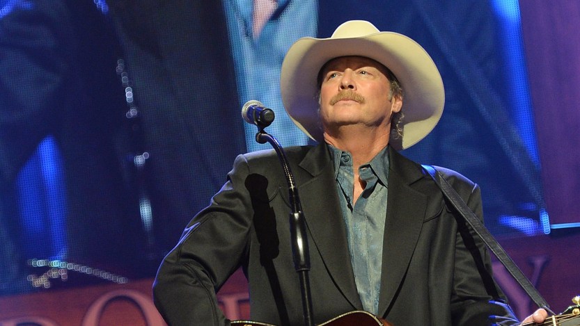 Remember When Alan Jackson Delivered a Heartbreaking Goodbye to George Jones With "He Stopped Loving Her Today"