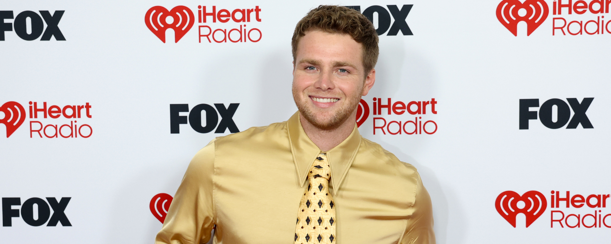 Alex Warren Continues His Rise with Breakout Performance of “Ordinay” and “Fever Dream” at the 2026 iHeartRadio Music Awards