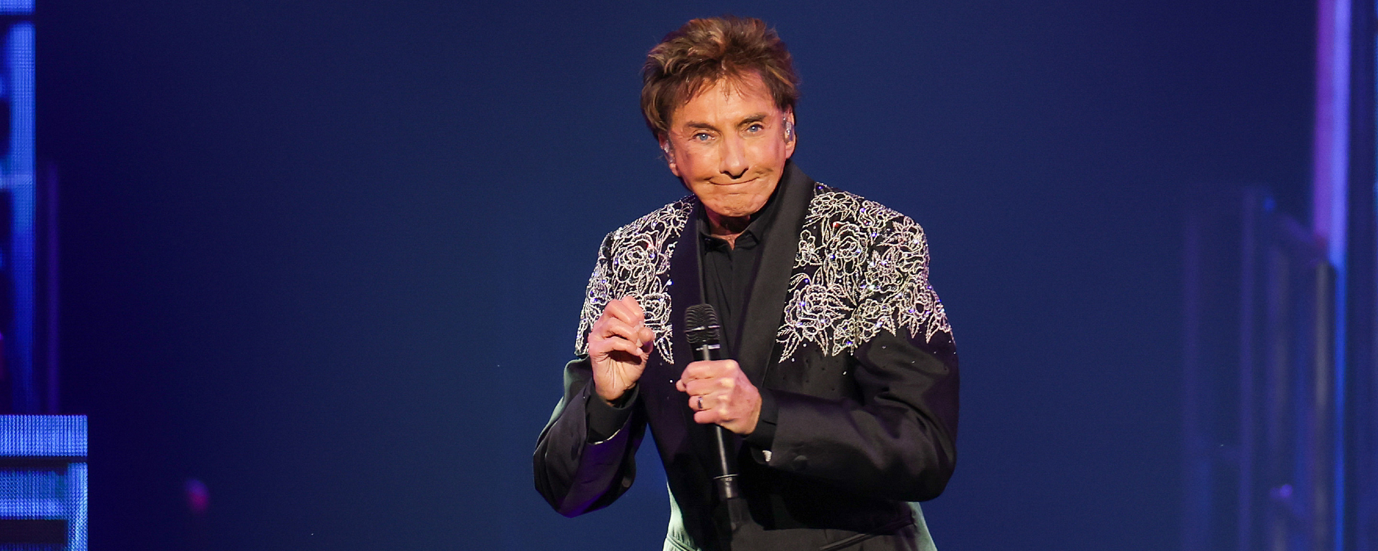 Barry Manilow Reveals the “Agony” of His Lung Cancer Battle