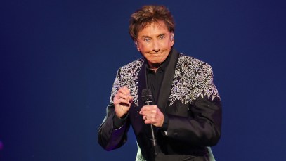 Barry Manilow Reveals the "Agony" of His Lung Cancer Battle