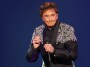 Barry Manilow Reveals the "Agony" of His Lung Cancer Battle