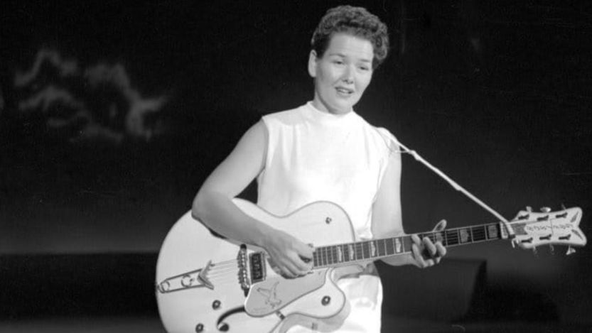 Born on This Day in 1923, This Country-Pop Crossover Star, Producer, and Label Owner