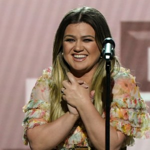 Kelly Clarkson's "The Dance" Cover Still Stands the Test of Time