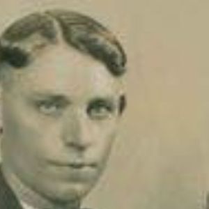 Born on This Day in 1882, the Old-Time Banjo Player Whose Injury Changed American Music