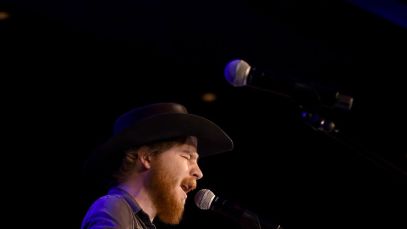 Country Singer-Songwriter Says He Is Too “Mentally Unwell” To Tour, Announces "Indefinite Hiatus"