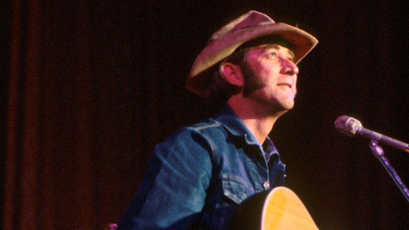 Listen to Don Williams' Newly Discovered Songs Including "Leaving Louisiana in the Broad Daylight" Cover
