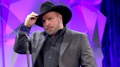 How Lou Holtz Helped Create Garth Brooks' Historic Notre Dame Concert