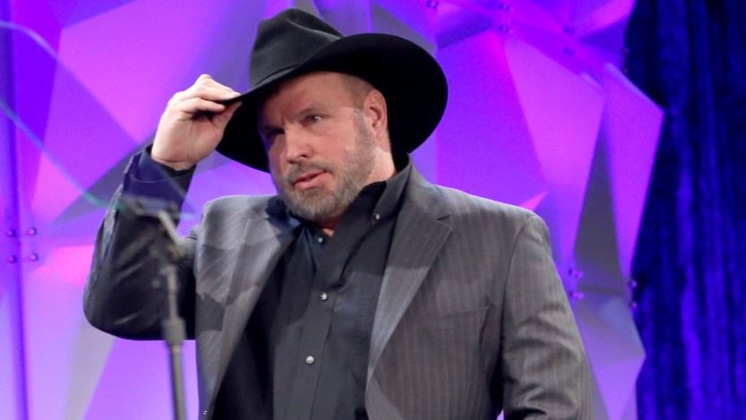 How Lou Holtz Helped Create Garth Brooks' Historic Notre Dame Concert