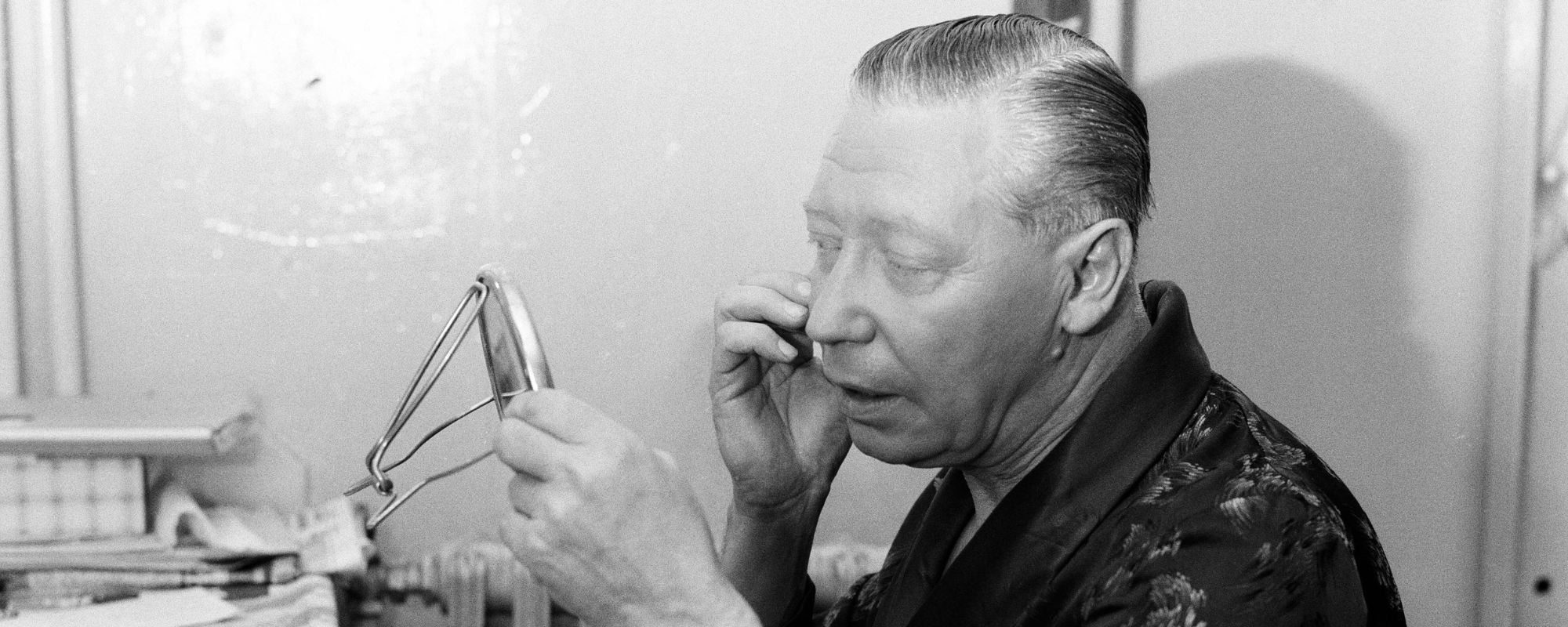 On This Day in 1961, We Lost the Singing, Ukulele-Playing Comedian Who Inspired the Beatles