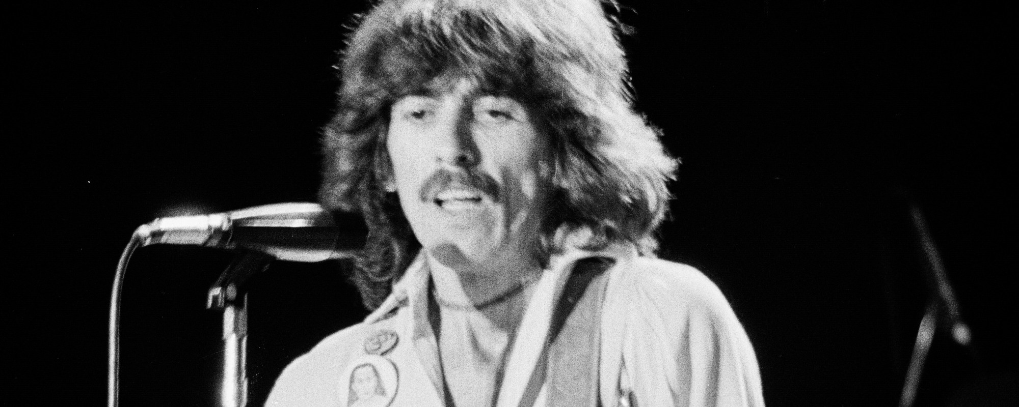 تذكر عندما جمعت أغنية تحية جون لينون (بالترتيب) فرقة البيتلز الثلاثة الباقية في عام 1981