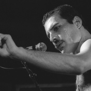 Freddie Mercury (1946-1991), British singer-songwriter and member of the band Queen, during a concert at Bercy. Paris (12th arrondissement), September 18, 1984. (Photo by Christian Rose/Roger Viollet via Getty Images)
