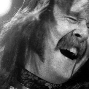 British Rock musician Rod Price (1947 - 2005), of the group Foghat, plays guitar as he performs onstage at the International Ampitheater, Chicago, Illinois, August 12, 1980. (Photo by Paul Natkin/Getty Images)