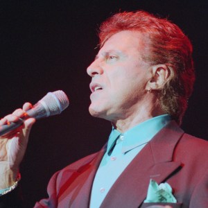American singer Frankie Valli, former front man of The Four Seasons, performs live on stage in London in October 1994. (Photo by Brian Rasic/Getty Images)